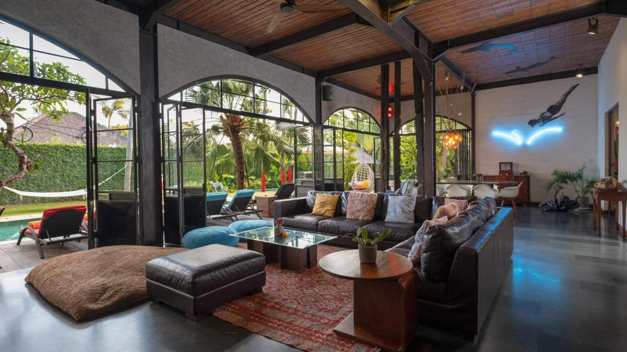 Villa Niconico Mansion By Finder Seminyak